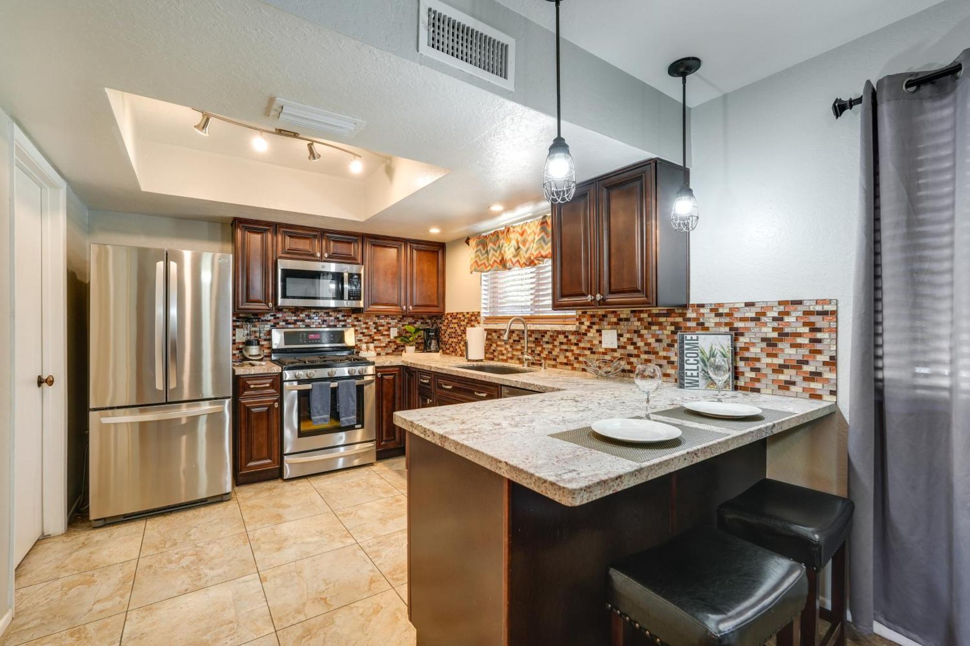 Phoenix Home With Pool About 10 Mi To Camelback Mtn Exteriör bild
