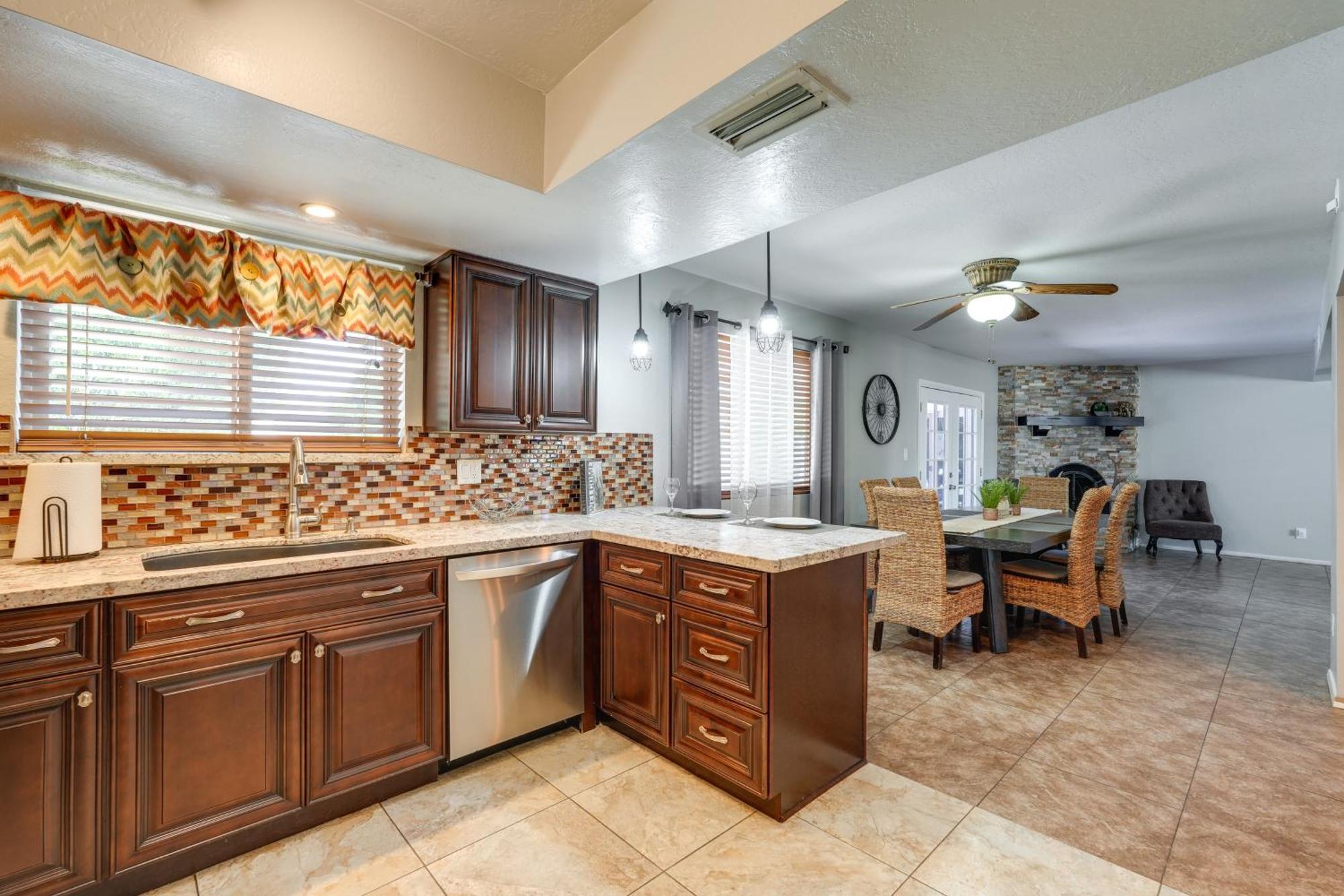 Phoenix Home With Pool About 10 Mi To Camelback Mtn Exteriör bild